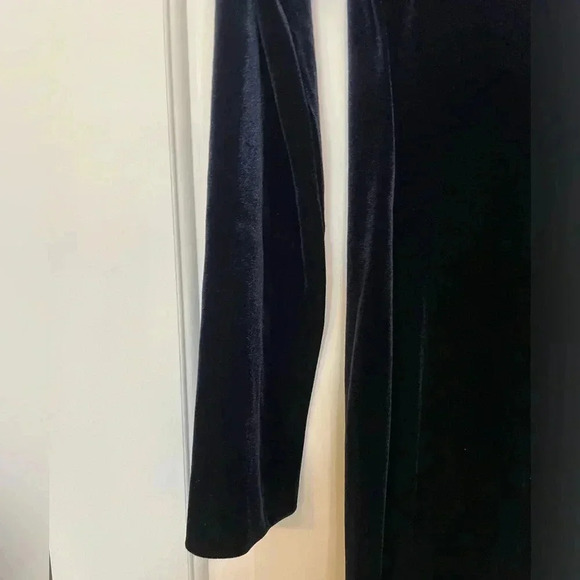 Design Lab Lord & Taylor Navy VELVET Long Sleeve Collar V Neck Mini Dress Medium - Picture 4 of 5
